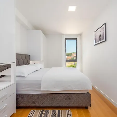 דירה Bingo Borik